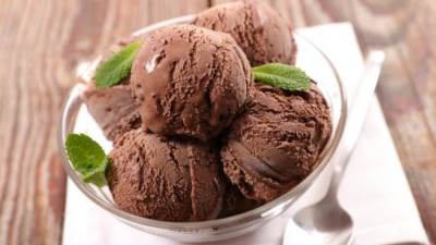 طريقة عمل آيس كريم بالكاكاو