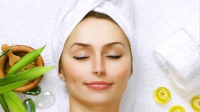 مستحضرات للعناية ببشرتك لا يمكنك الاستغناء عنها مطلقًا