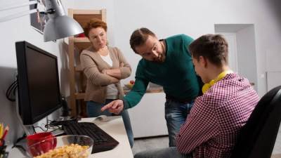 5 أشياء تجنبها عندما تتجادل مع ابنك المراهق