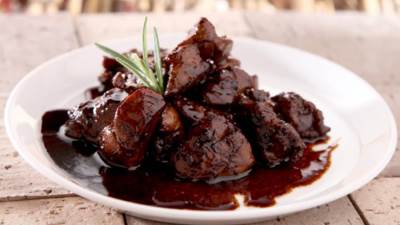 جربي كبدة الدجاج مع دبس الرمان