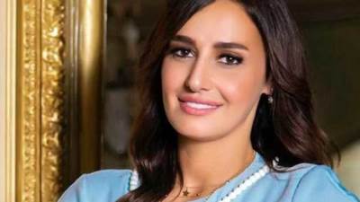 حلا شيحة تحتفل بيوم ميلاد ابنتها خديجة.. فيديو