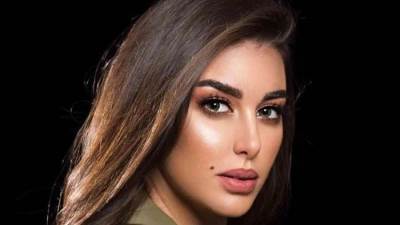 ياسمين صبري تفاجئ جمهورها بارتداء النقاب.. لماذا؟