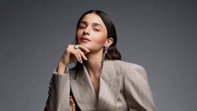 "غوتشي" تعلن علياء بهات أول هندية تكون سفيرةً عالمية لدار الأزياء الفاخرة