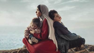 منى زكي تفوز بأول جائزة عن مسلسل "تحت الوصاية"