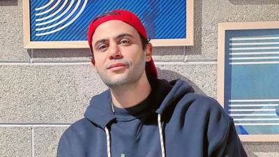 بعد 32 عاما.. محمد عادل إمام يعيد تقديم فيلم والده "شمس الزناتى"