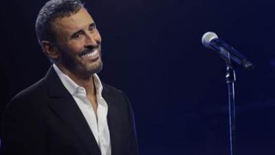 فيديو: حفيدتا كاظم الساهر تشاركانه الغناء بحفله في المغرب