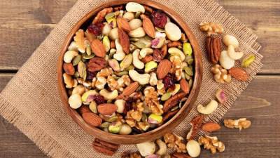 تعرفي على أفضل أنواع المكسرات لصحة الجسم وخسارة الوزن