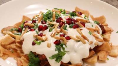 طريقة عمل فتة الباذنجان وجبة لذيذة واقتصادية