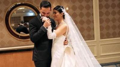  الصور الرسمية الأولى من حفل زفاف ريم سامي