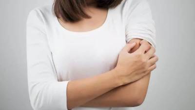 وصفات منزلية تعالج الحكة والتهاب الجلد في الصيف