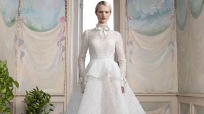 موديلات فساتين زفاف ملكية من أشهر دور الأزياء العالمية