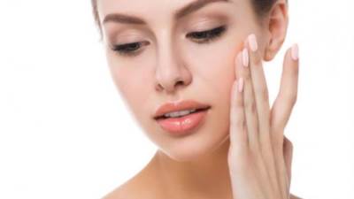 نصائح للعناية بالبشرة الحساسة في الصيف