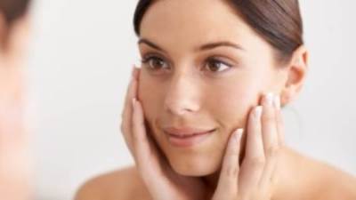 أفضل 8 فيتامينات للعناية بالبشرة