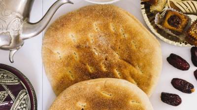 طريقة عمل الخبز التركي بكل سهولة