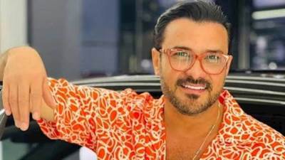 محمد رجب يعلن لأول مرة زواجه من دانا الحلبي "من سنة ونصف"