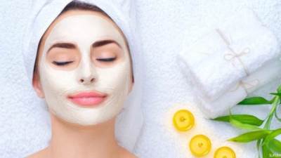 ماسك طبيعي لتفتيح فوري للبشرة