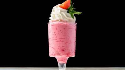 طريقة عمل موس الفراولة السهل والسريع