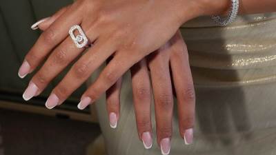 روتين متكامل يعيد لأظافركِ صحتها وقوتها