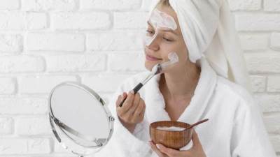 نظفي بشرتك بغسول طبيعي من صنع يديكِ