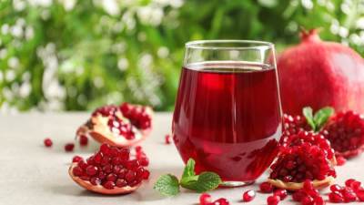 فوائد الرمان في الوقاية من سرطان الثدي