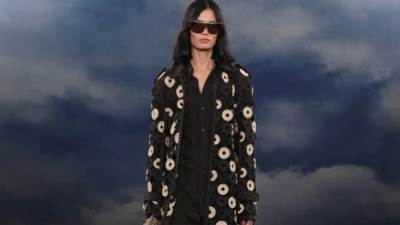 Burberry تختتم أسبوع الموضة في لندن