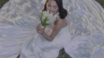 سيلينا جوميز تحتفل بزواجها على بيني بلانكو.. صور