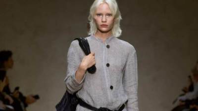 مجموعة Emporio Armani لربيع وصيف 2026