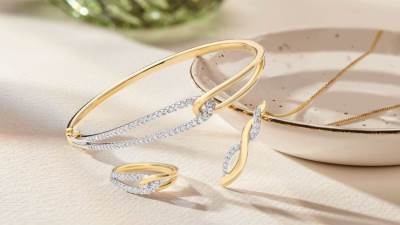 طرق تنظيف المجوهرات الذهبية في المنزل