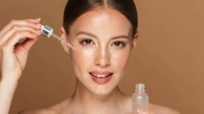 أفضل مستحضرات السيروم لعلاج مشاكل بشرتك في الخريف
