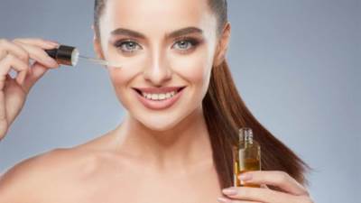 6 زيوت طبيعية تعالج جفاف بشرتك في الشتاء