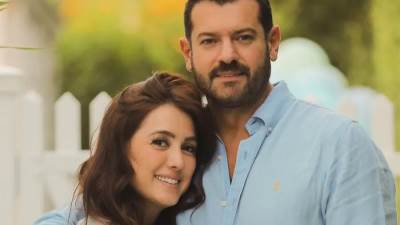 كندة علوش تحتفل بعيد ميلاد عمرو يوسف الـ45 في الإسكندرية