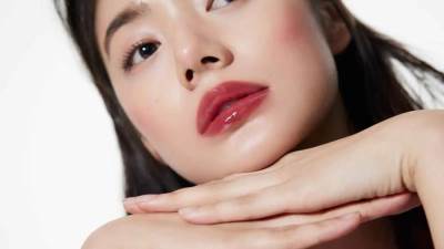 أفضل أنواع ملمّعات الشفاه الكورية لترطيب وتغذية الشفاه